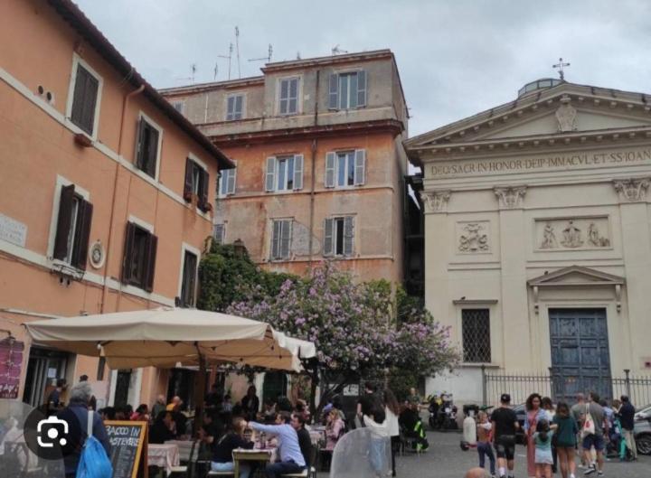 Central Apartment In Trastevere روما المظهر الخارجي الصورة