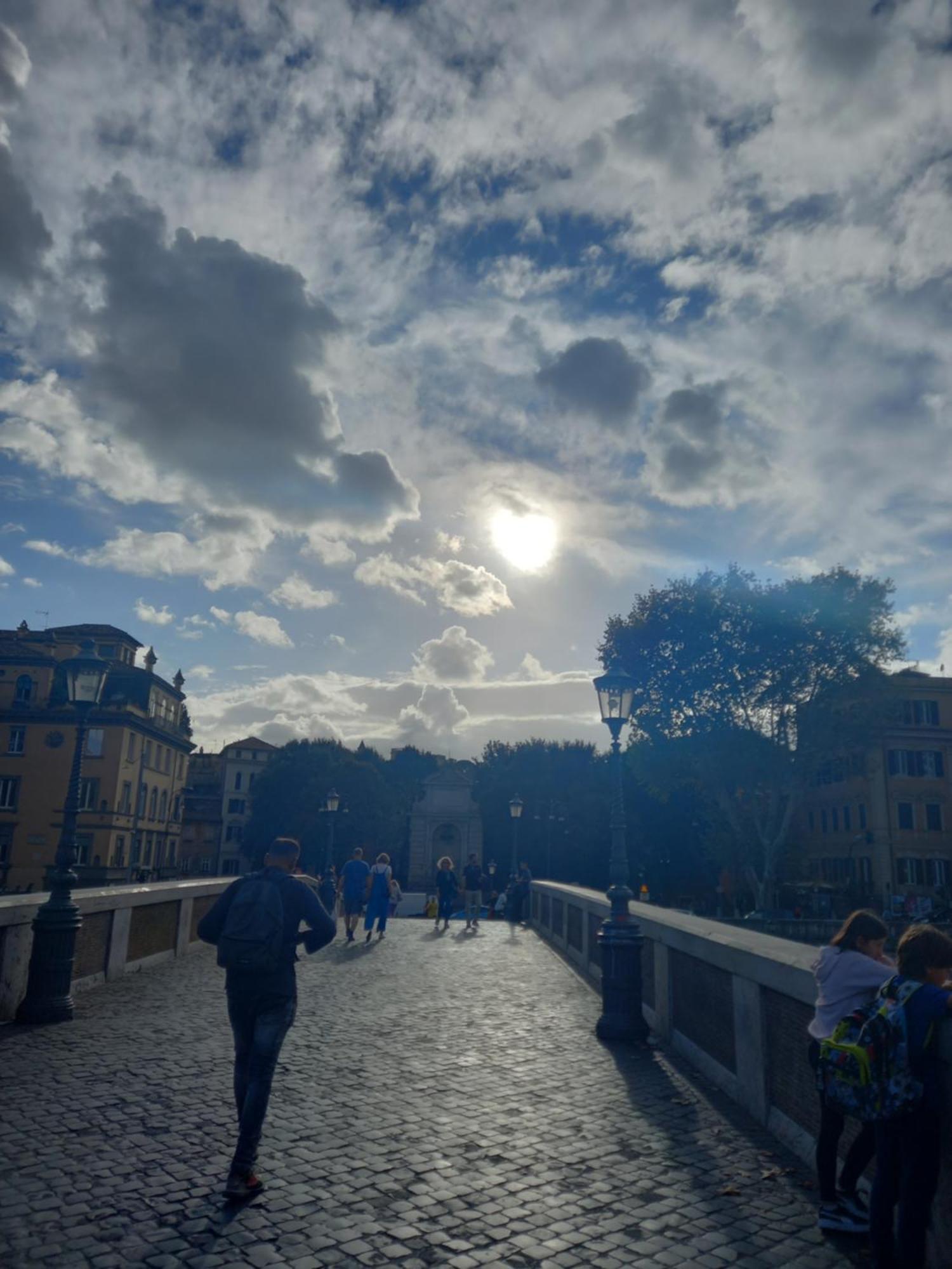 Central Apartment In Trastevere روما الغرفة الصورة